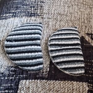 $4 Add-on Striped Fabric Shoulder Pads